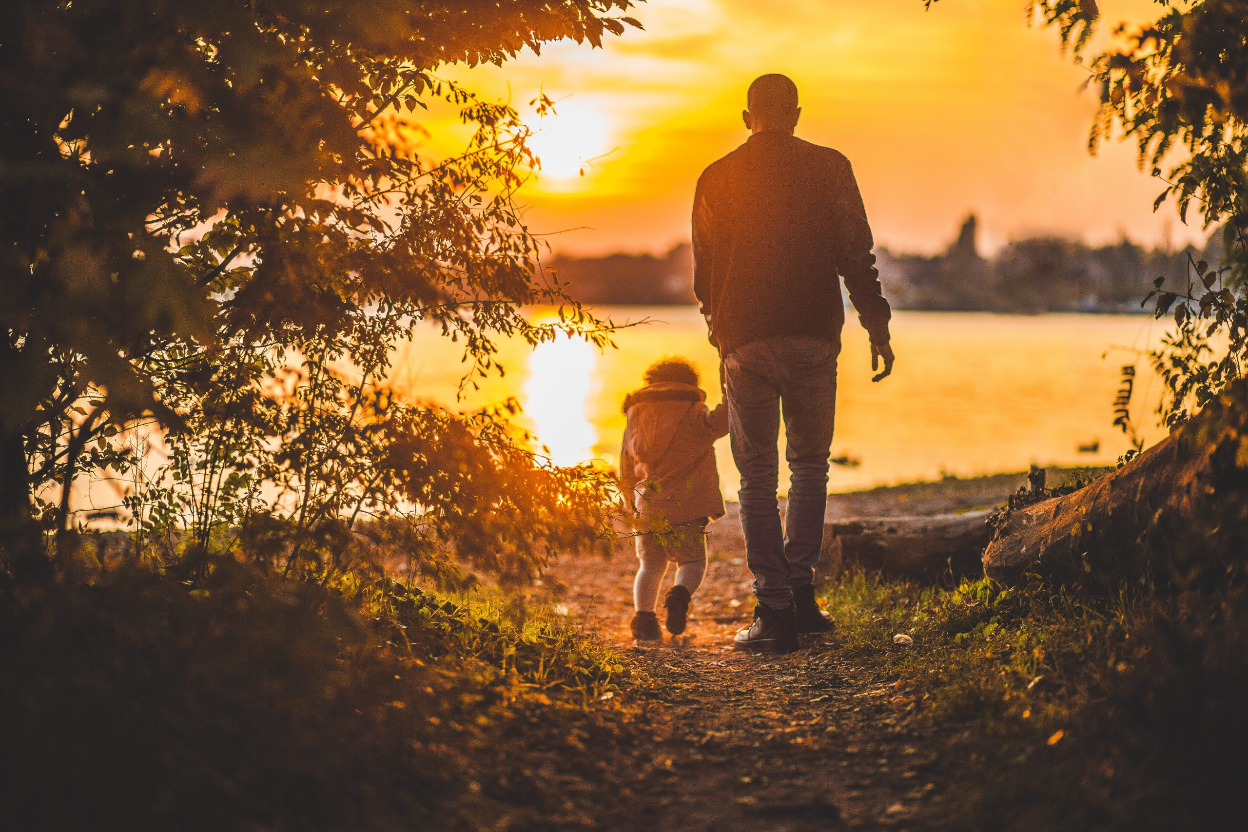 Six Best Ways To Enjoy Your First Father’s Day As A Single Dad