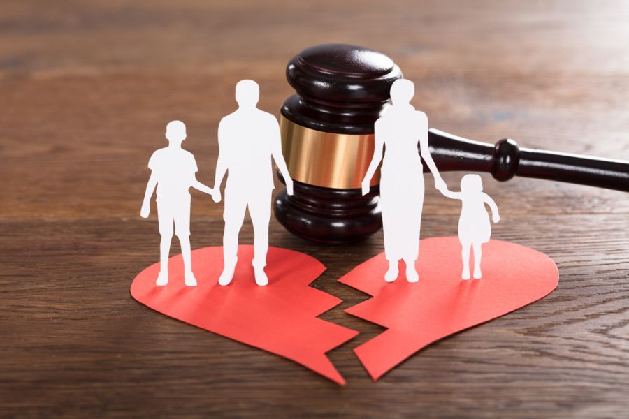 Selling the Home and Dividing Profits in California Divorce